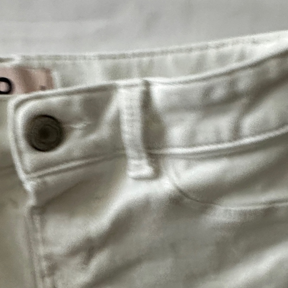 Bundle 2 SO Distressed Denim girl Shorts size 7 and white shorts size 8 - Picture 5 of 9